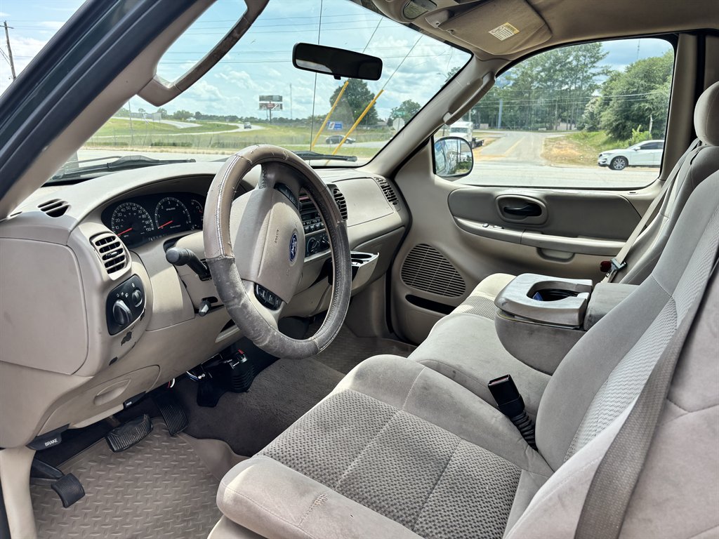 2003 Ford F-150 XLT - Photo 6